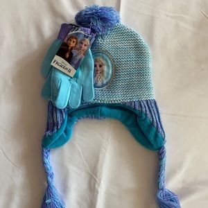 Frozen winter hat with gloves
